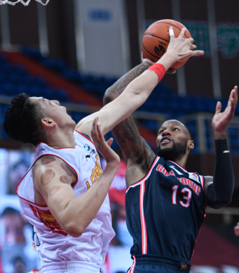 TIANBO-转折点广州队门线救险，CBA常规赛今夜攻防权衡，更衣室稳定，赛季目标并未改变的简单介绍