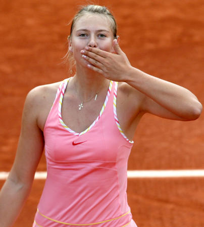 TIANBO-莎拉波娃回归赛场，精彩发挥首场状态亮眼，塞尔维亚队观众沸腾！的简单介绍