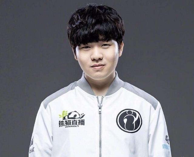 天博体育-包含Karsa遭遇十二连败，MAD教练面临压力！的词条